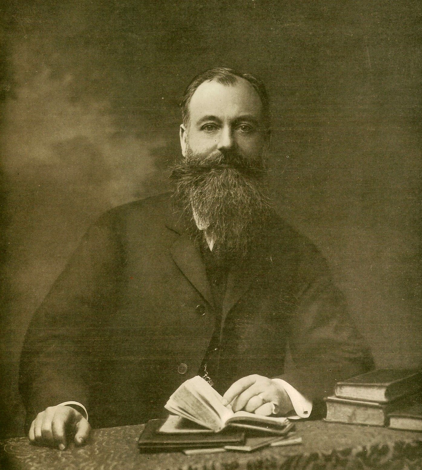 Comte Justinien Clary